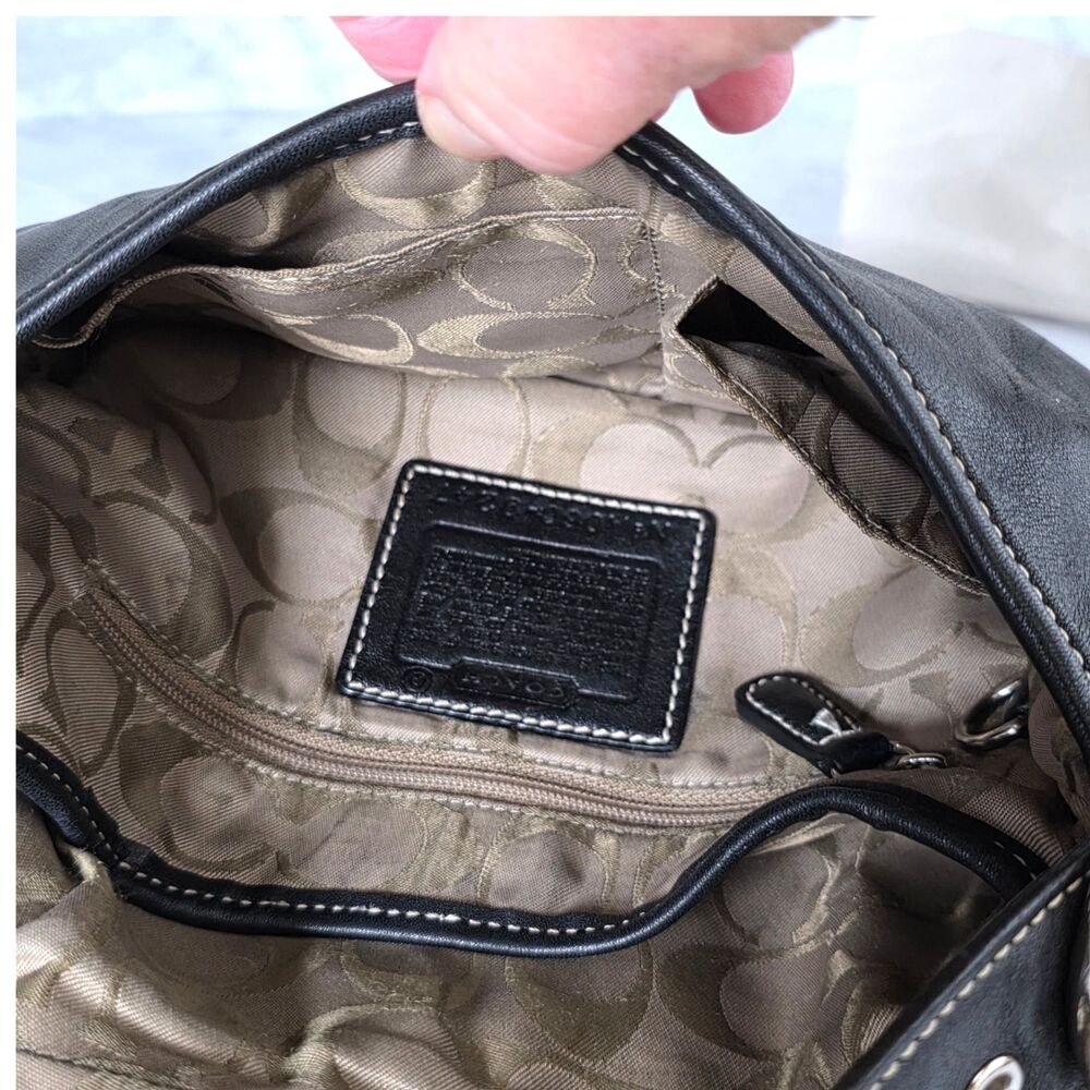 Vintage Coach Soho 9247 Black Leather Y2K Shoulder Bag Cool Girl Downtown - Picture 14 of 15